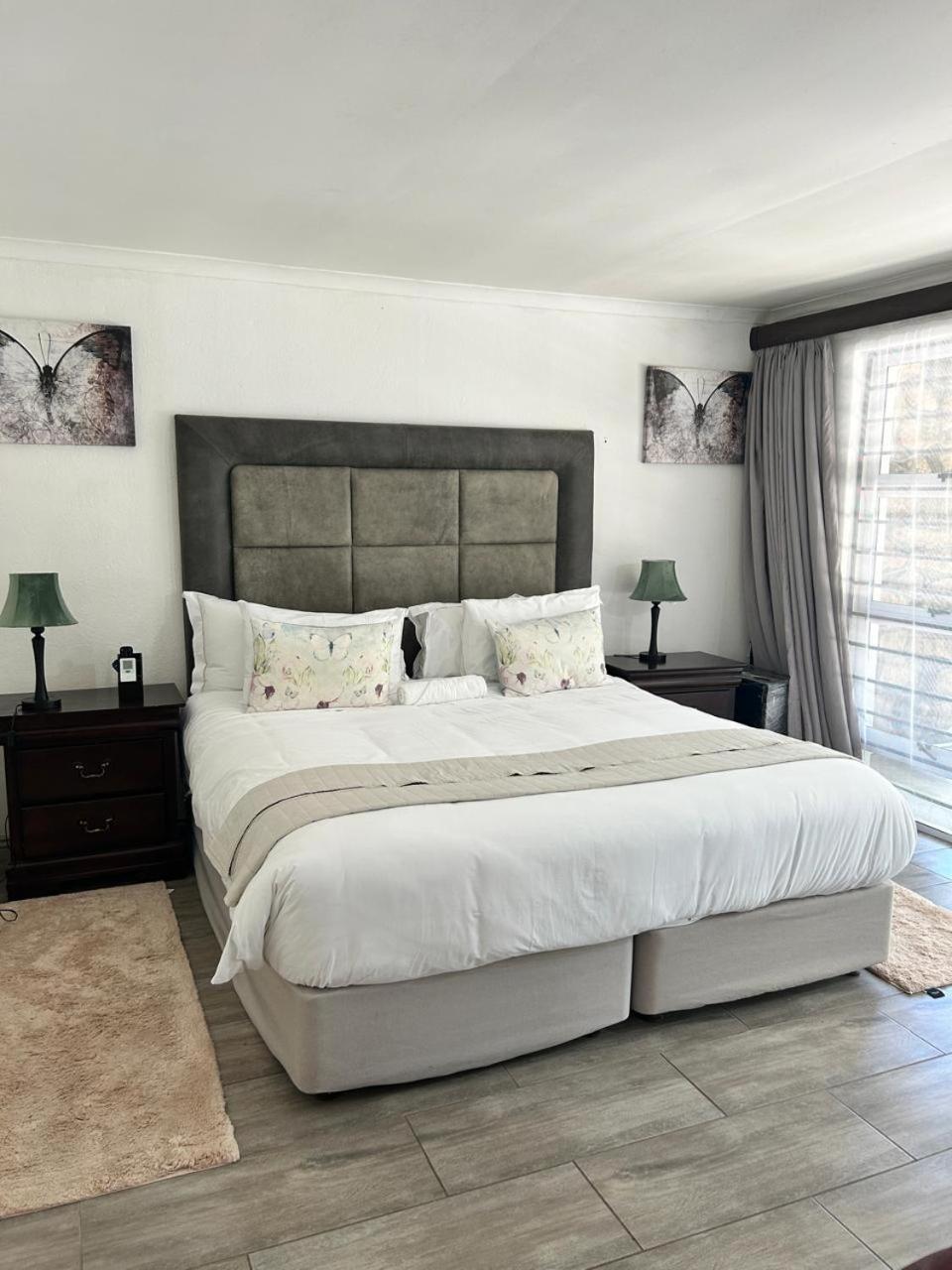 Calla Lily Guesthouse Mbombela Exterior foto