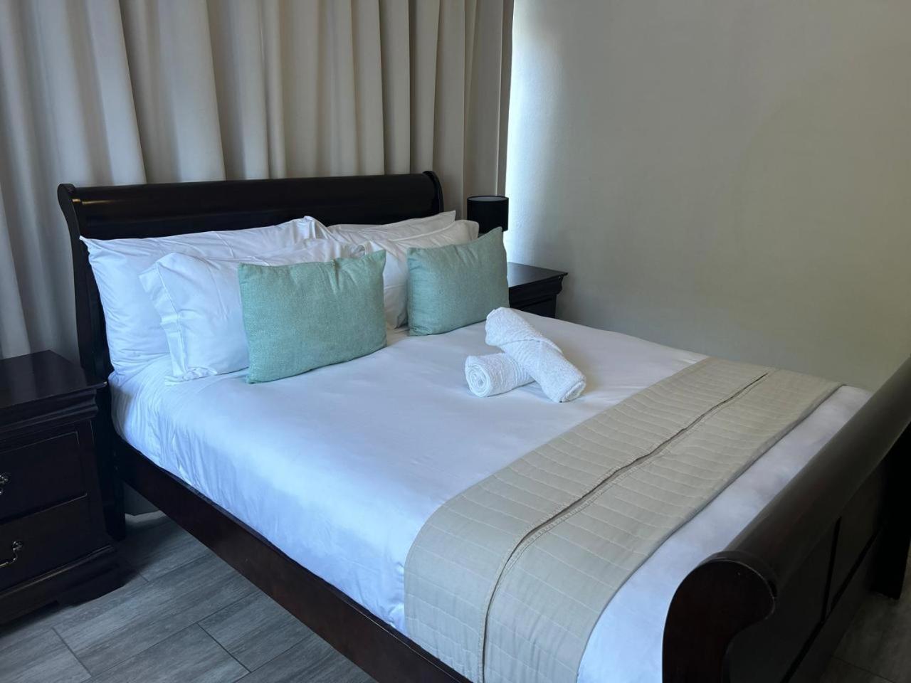 Calla Lily Guesthouse Mbombela Exterior foto