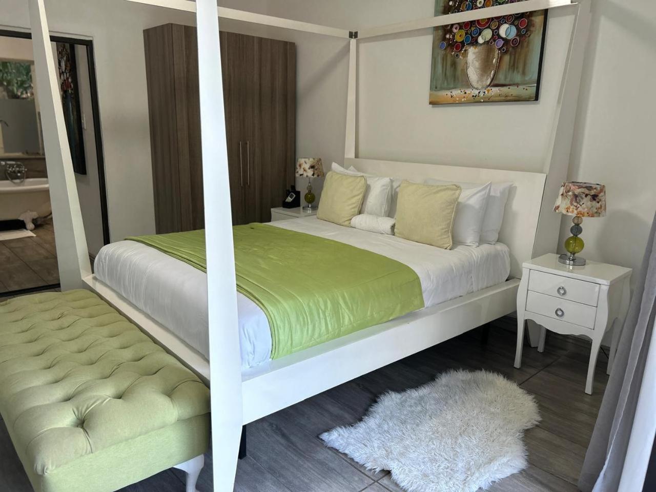 Calla Lily Guesthouse Mbombela Exterior foto